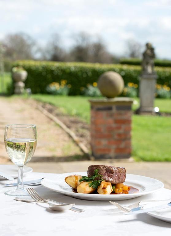 Dovecliff Hall Hotel Burton-upon-Trent ภายนอก รูปภาพ