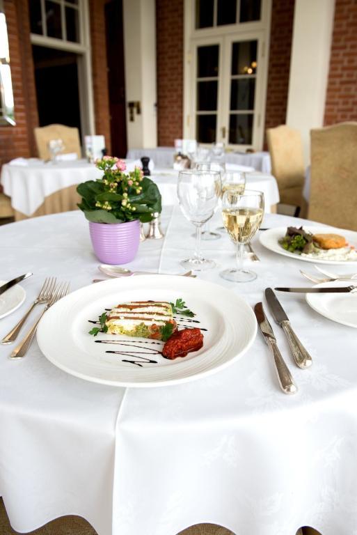 Dovecliff Hall Hotel Burton-upon-Trent ภายนอก รูปภาพ